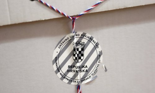 Do ponoći predsjednički kandidati moraju dostaviti prva izvješća o financiranju promidžbe