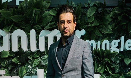 Čini se da Janko Popović Volarić ponovo ljubi: Objavio fotografiju s lijepom brinetom