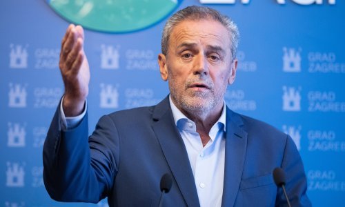 Bandić o 'slučaju Srebrnjak': Žalosno je da se služite lažima da je bivšem ravnatelju zabranjen ulazak u bolnicu. Bog će vas kazniti