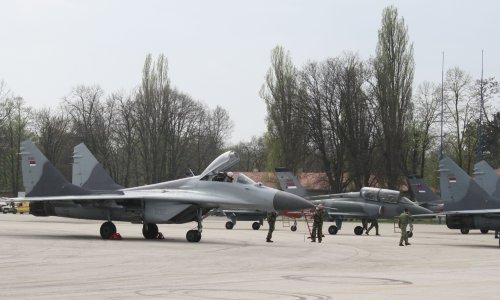 Vučić ide u Rusiju po MiG-ove