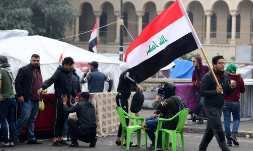 Unatoč krvoproliću tisuće Iračana na ulicama