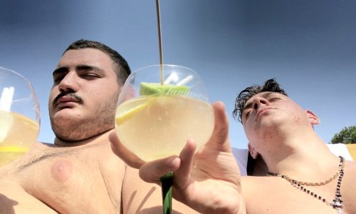 Napulj u filmu 'Selfie' izgleda kao 'Afrika sa strujom'