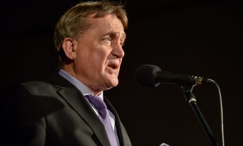 Škoro HDZ-ovim biračima poručio da će biti njihov predsjednik, Kalmeta odgovara: Malo morgen!