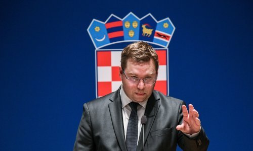 Pavić: Grabar-Kitarović može i zna nametati bitne teme za Hrvatsku