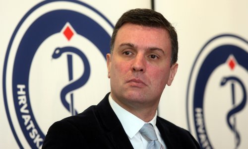 'Protivimo se ukidanju stažiranja za liječnike'