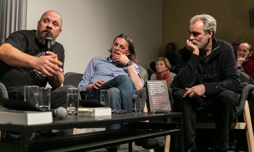 Dežulović: Hrvatima vjeru želim suziti na veličinu tuš kabine, da budu čisti sami sa sobom, a da nema mjesta za Boga'