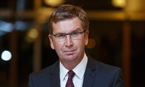 Ravnatelj Zagrebačke filharmonije o približavanju klasične glazbe mladima i suradnji s autorom 'Da Vincijevog koda'