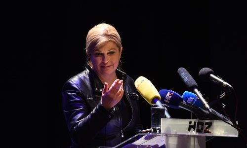 Grabar-Kitarović zbog sučeljavanja otkazala sudjelovanje u akciji 'Želim život'