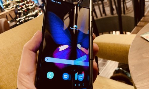 Preklopni ekrani budućnosti mogli bi koristiti dijamantno staklo