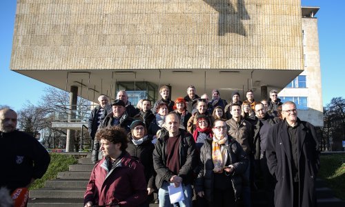 Klub lijevog bloka: Zagrepčani drvenu klupu plaćaju 22,5 tisuće kuna