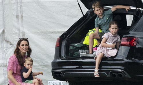 Kate Middleton otkrila koja je bila prva riječ njezinog najmlađeg sinčića princa Louisa