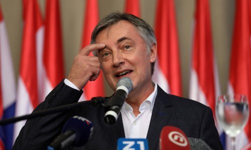 Škoro u Rijeci: Tuđman je bio vođa, a ovi poslije su poslovođe. Na brodu Galeb treba obnoviti sobu za žrtve komunizma