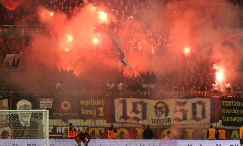 Torcida se žestoko obrušila na Hrvatski nogometni savez zbog jednog čovjeka iz Dinama: 'Pi***, gdje vam je obraz?'