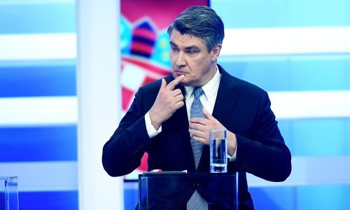 Milanović preko Facebooka: 'Od 22. prosinca, odnosno 5. siječnja u Hrvatskoj će biti zaista normalno'