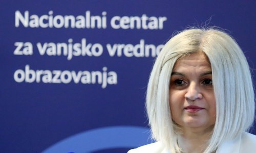 Ravnateljica centra koji je nadležan za državnu maturu na privatna putovanja potrošila 23 tisuće kuna javnog novca