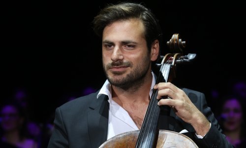 U blagdanskom duhu: Stjepan Hauser pokazao još jedan skriveni talent