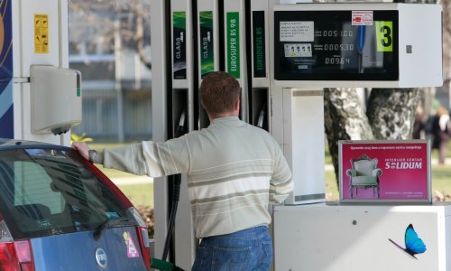 Benzin pojeftinio, dizel poskupio. Pogledajte gdje je najjeftinije tankati gorivo