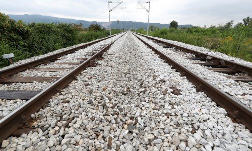 Potpisan ugovor o modernizaciji i obnovi pruge Vinkovci-Vukovar