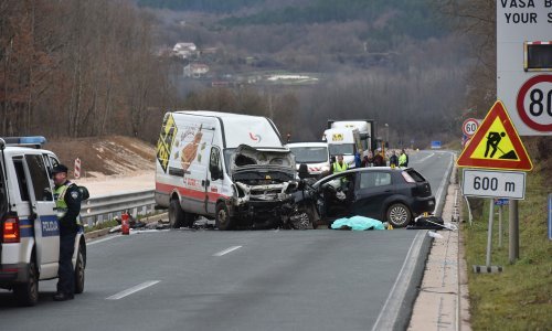 Frontalni sudar na Istarskom ipsilonu, poginula jedna osoba