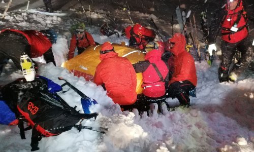 Skijaš preživio nakon pet sati ispod lavine