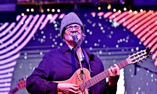 [FOTO] Tedi Spalato u sklopu Adventa održao koncert na prepunoj splitskoj rivi