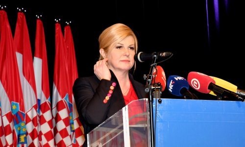 Udruga Blokirani poziva članove da glasaju za Kolindu Grabar Kitarović