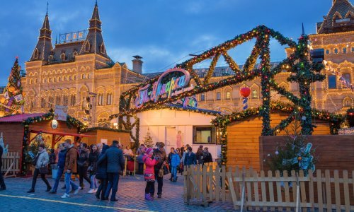 Rusija bilježi najtopliju godinu, u Moskvu se doprema snijeg