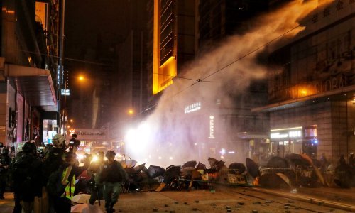 Deseci uhićenih u novim prosvjedima u Hong Kongu