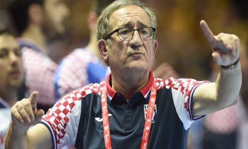 Emotivni Lino Červar nahvalio igrače: Oni ovdje ne zarađuju novce, već dolaze iz ljubavi prema nacionalnom grbu