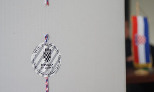 Izbore u nedjelju nadzirat će rekordan broj promatrača