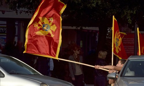 Srbijanski veleposlanik u Crnoj Gori osudio izgred u Beogradu