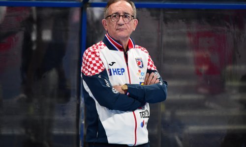 Nezadovoljni Lino Červar po običaju nije se suzdržao; izbornik je imao jasnu poruku za svoje igrače