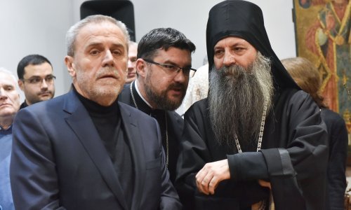 Porfirije: Prevladavanje distance među ljudima i darivanje najvažniji za kršćane