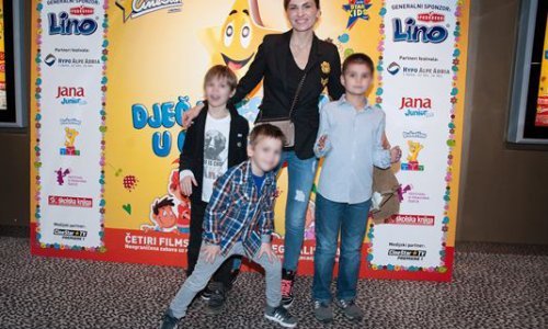 Seksi anica martinović Uplakana Anica