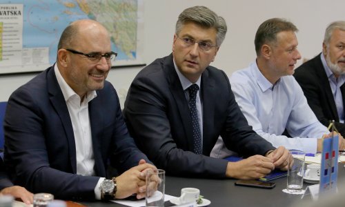 Izvor iz HDZ-a: Mislim da s Plenkovićem ne možemo dobiti parlamentarne izbore