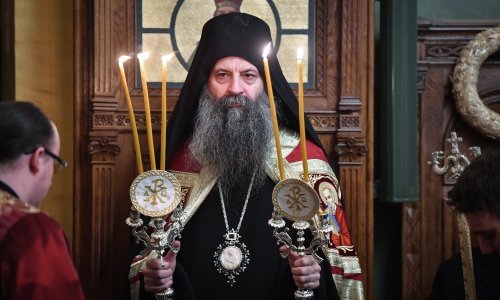 Čestitka mitropolita Porfirija: Mir Božji, Hristos se rodi vjernicima i svim ljudima dobre volje