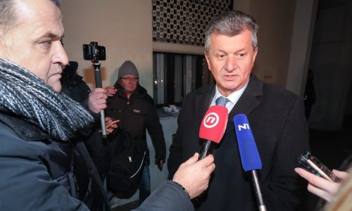 Kujundžić: Nije bilo povišenih tonova sinoć u HDZ-u