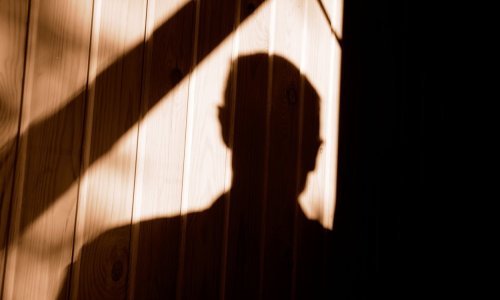 Vukovarka gledajući TV prepoznala svog silovatelja, novinarka Provjerenog ga je pronašla u Srbiji