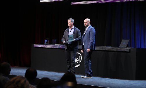 Intel pokazao kako bi preklopno računalo trebalo izgledati, ali ne radujte se prerano