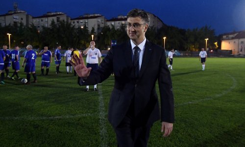 Vrijeme Plenkoviću curi, statut HDZ-a je jasan: Izbori za šefa HDZ-a već za dva mjeseca ili slijedi strateški manevar?