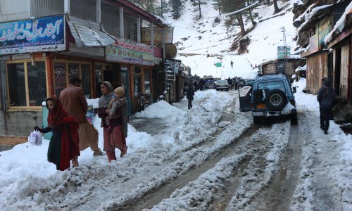 U nevremenu koje je zahvatilo Afganistan i Pakistan više od 130 mrtvih