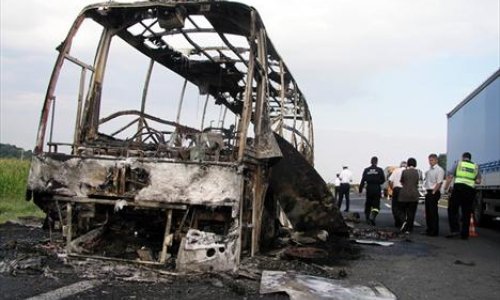 Zapalio se motor u autobusu punom putnika