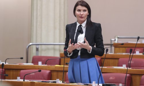 Glasovac: Očekivano trgovačka koalicija HDZ- a i HNS-a opstaje