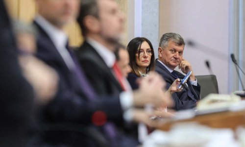 Kasni noćni sastanak u Vladi, Kujundžić u ponedjeljak daje ostavku?