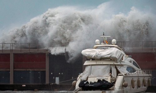 Snijeg i kiša na sjeveru Španjolske ostavili 220.000 ljudi bez struje