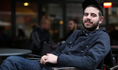 Dino Pešut otkrio nam je koju knjigu uvijek drži pored kreveta, a na koju se rasplakao nakon što je pročitao samo četiri stranice