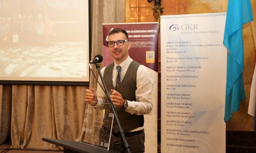 Riječka Gradska knjižnica bilježi porast broja korisnika i nudi na posudbu e-knjige