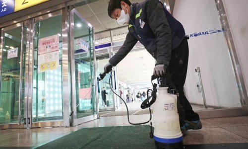 Kina i Japan zbog koronavirusa otkazuju važna događanja; nema proslave rođendana cara Naruhita