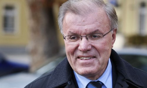Kurjak nije kriv za ilegalno presađivanje jajnih stanica