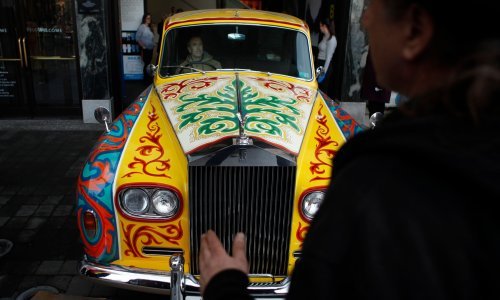 Zavirite u Rolls-Royce u kojemu su se šezdesetih vozili Beatlesi